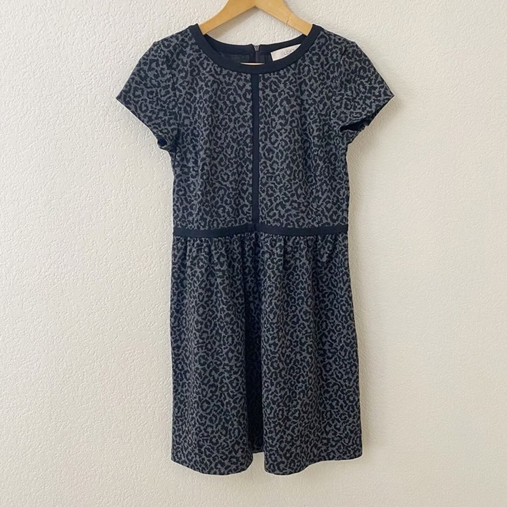 LOFT Career Dress Size 2 Black Gray Animal Print Short Sleeve